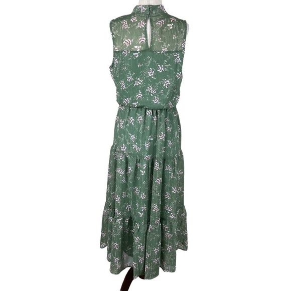 Lush Green Floral Maxi Dress - Picture 4 of 10